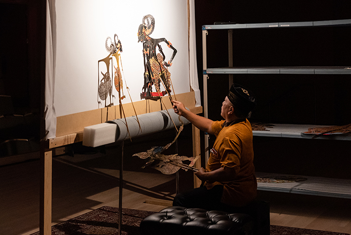 The History of Indonesia’s Thousand-Year Shadow Puppet Tradition Image