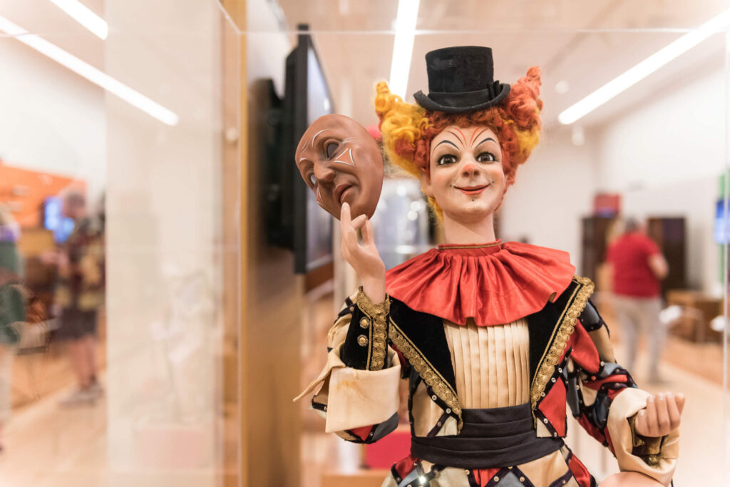 Mask seller mechanical doll, France, c. 1910