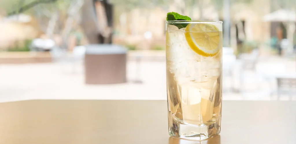 Italian Spotlight Bar