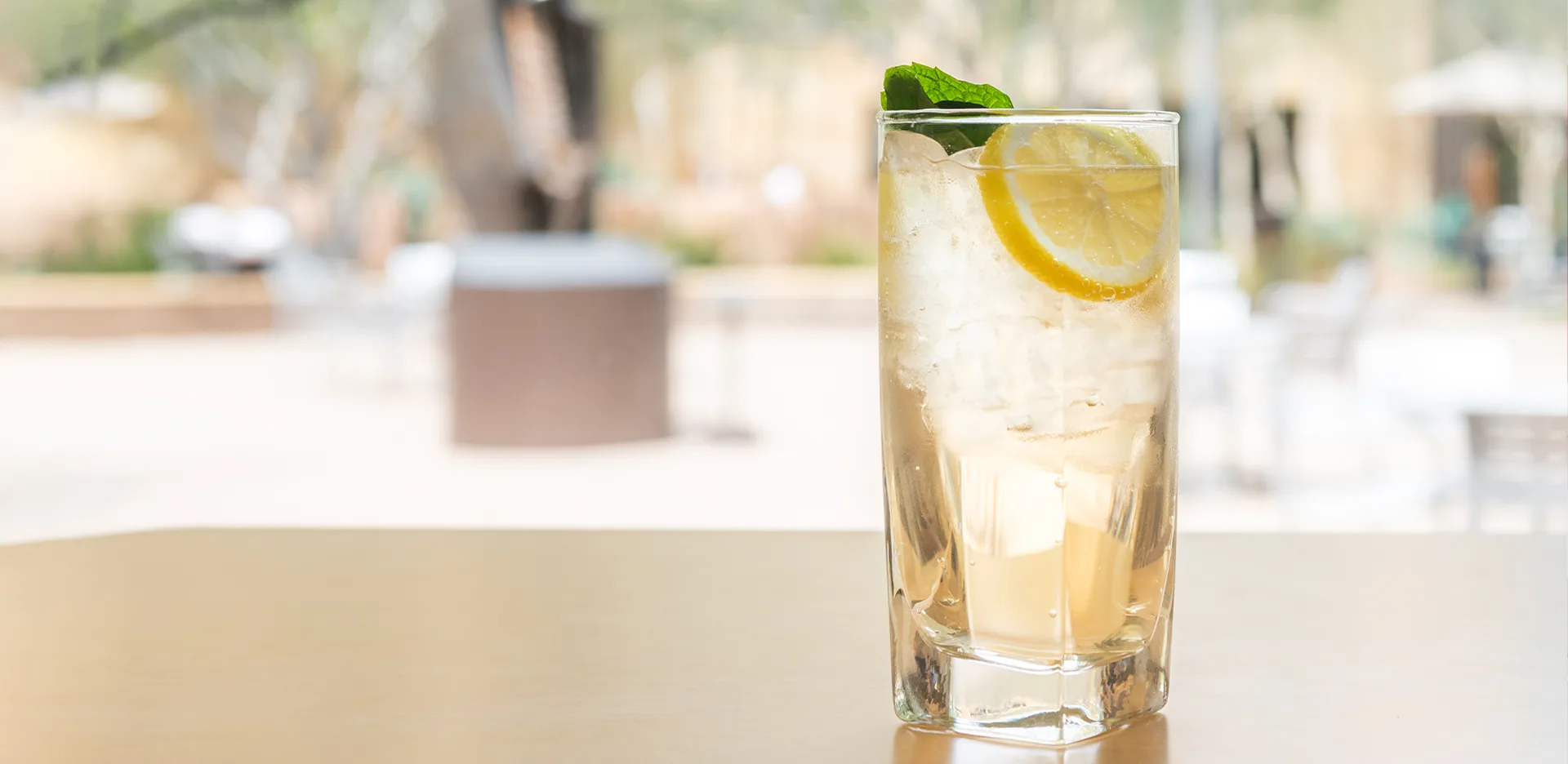 Italian Spotlight Bar