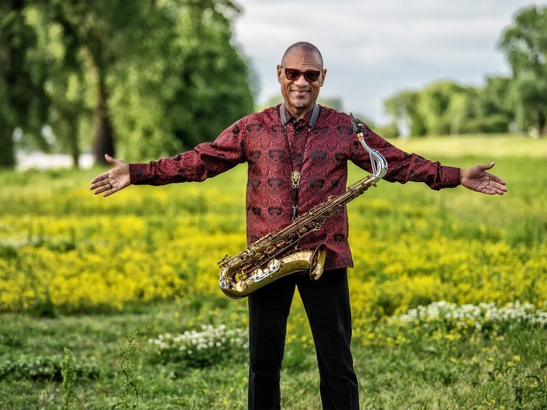 Kirk Whalum